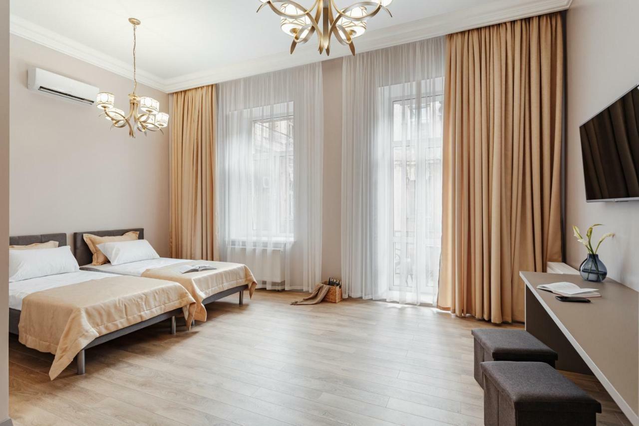 Central Barkar Apartments Odesa Exterior foto